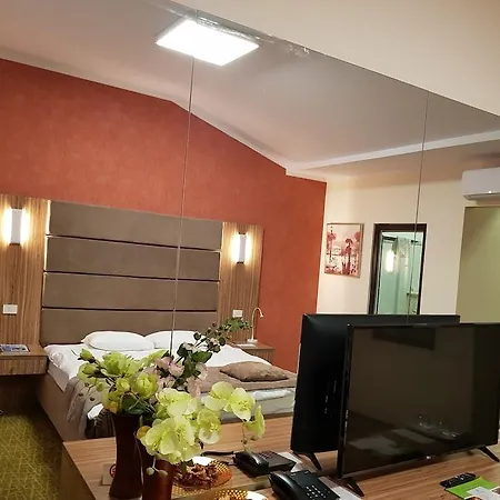 Tecadra Hotel Pipera